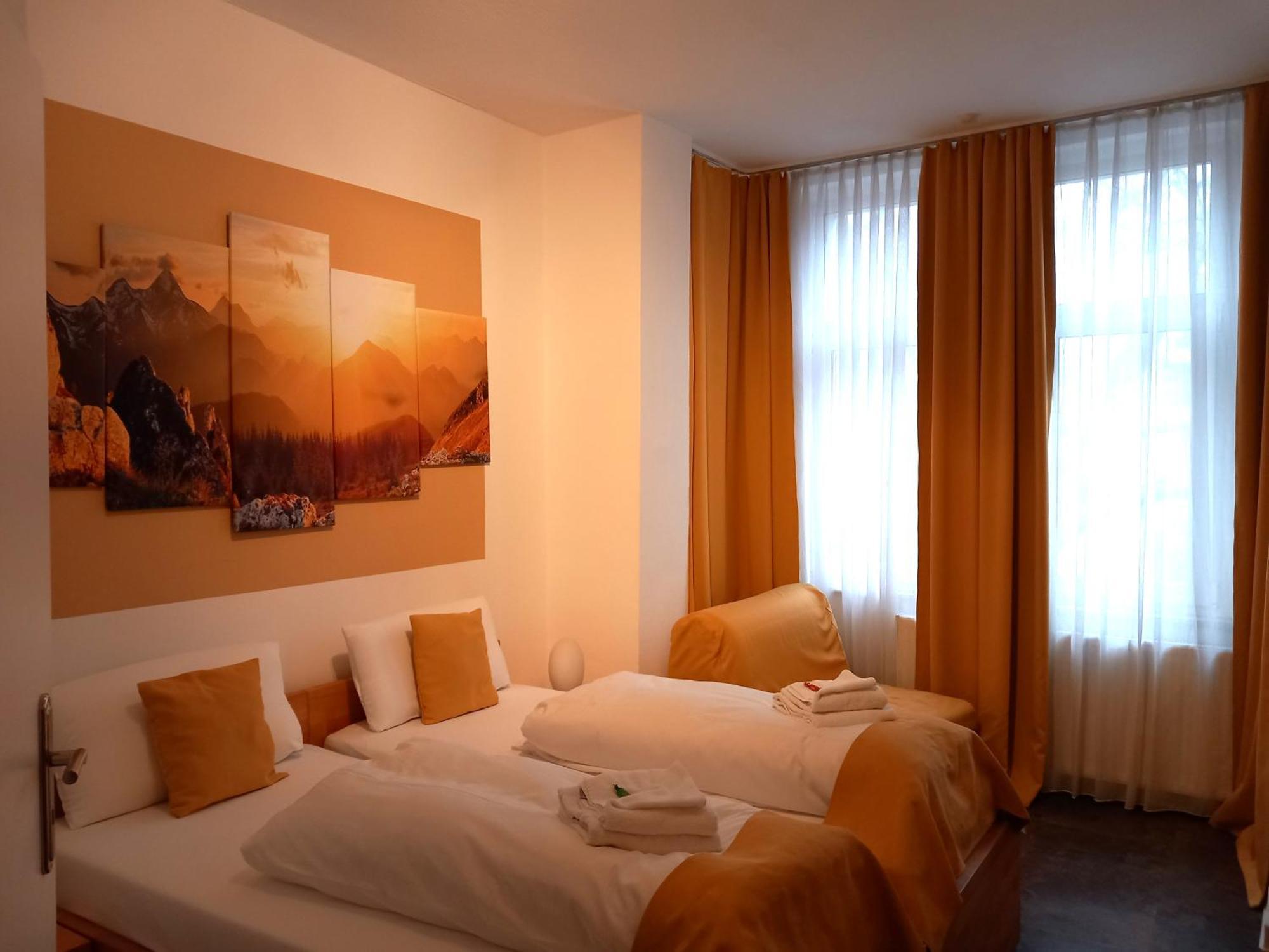 Hotel Karolinger Düsseldorf Eksteriør billede